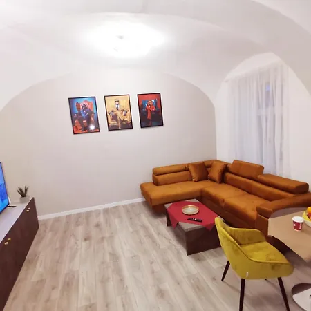 Alma Downtown Apartment *