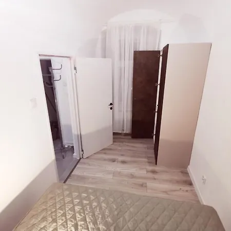 Alma Downtown Apartment