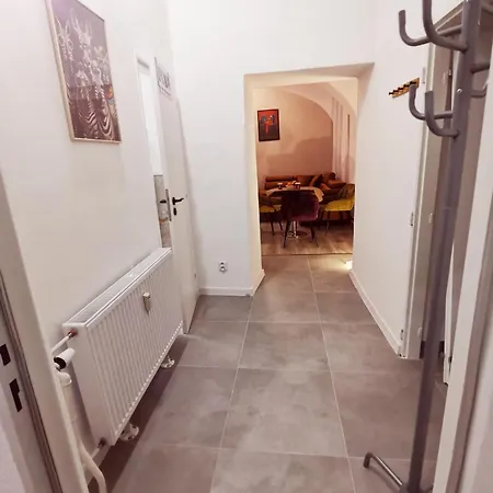 Alma Downtown Apartment