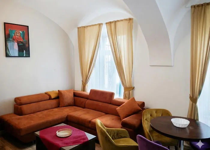 Alma Downtown アパート *