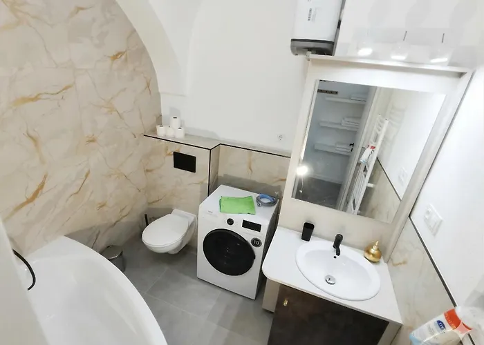 Alma Downtown Апартаменты *